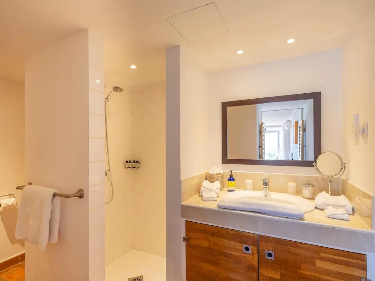 Quiet And Exceptional View One Or Two Bedrooms Villa Jad Pointe Milou